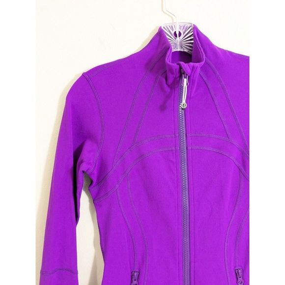 Size 4 Tender Violet Lululemon Define Jacket - Purple women's full zip RETIRED - Picture 3 of 16